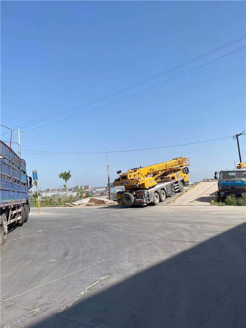 龙游县25吨吊车的租赁价格大概是多少？